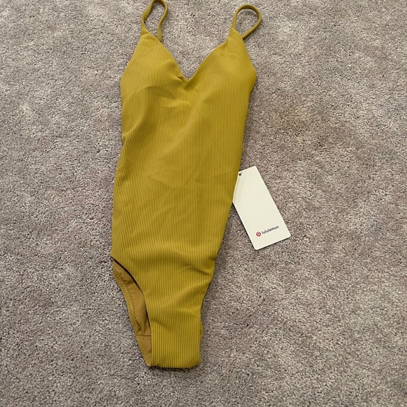 Lululemon one piece bathing suit - Picture 3 of 5